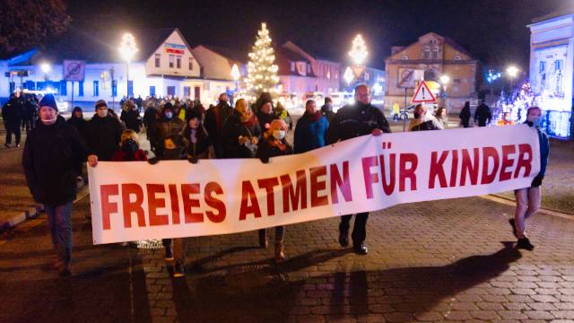 Demo in Gransee am 04.12.2020